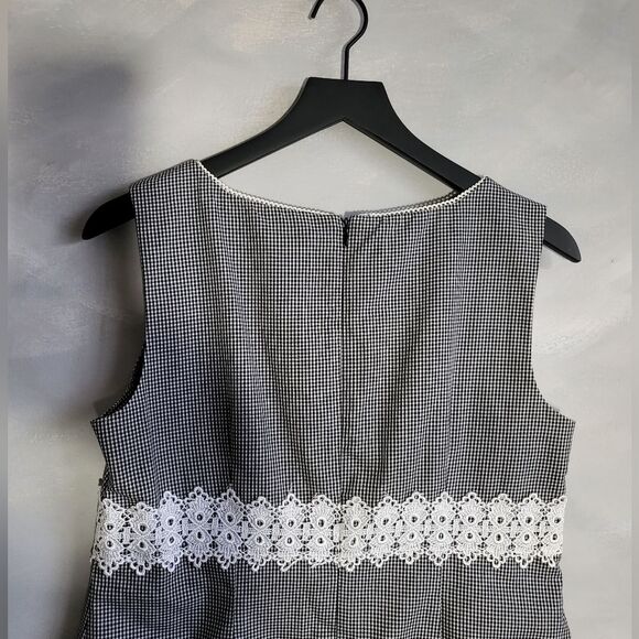 Black and White Micro Gingham Square Neck Sleeveless Shift Dress Size 10P - Picture 3 of 15